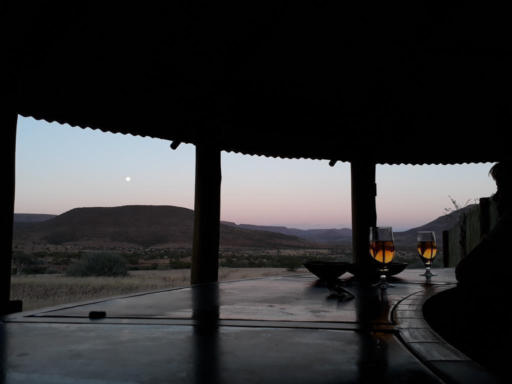 Etendeka Mountain Camp Damaraland Esterno foto