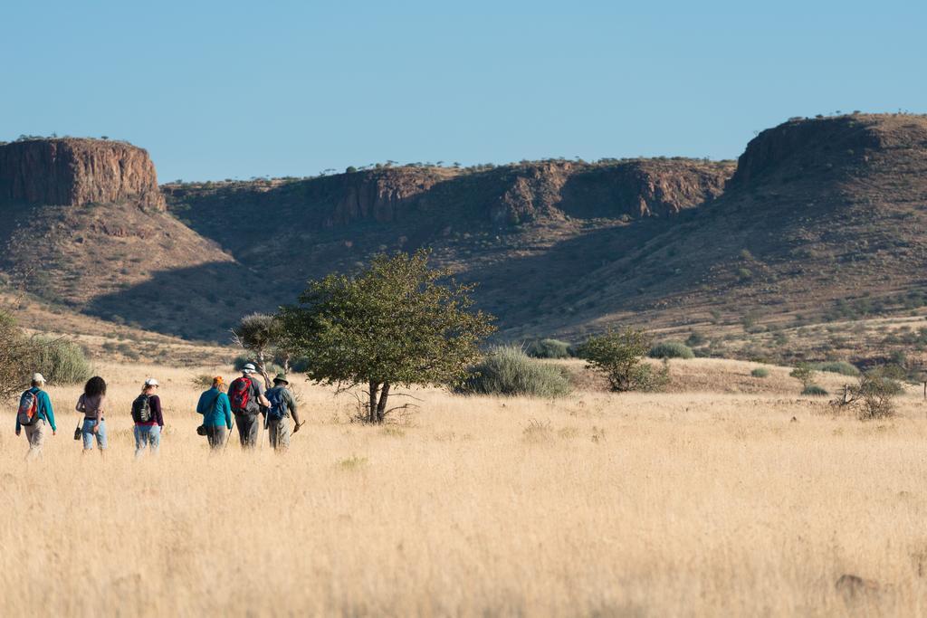 Etendeka Mountain Camp Damaraland Esterno foto